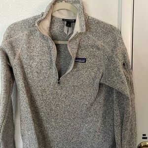 Patagonia, half zip up pullover sweatshirt, small, lightly worn